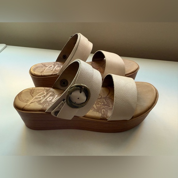 Blowfish Malibu Wedge Sandals Size 8 - Picture 2 of 7